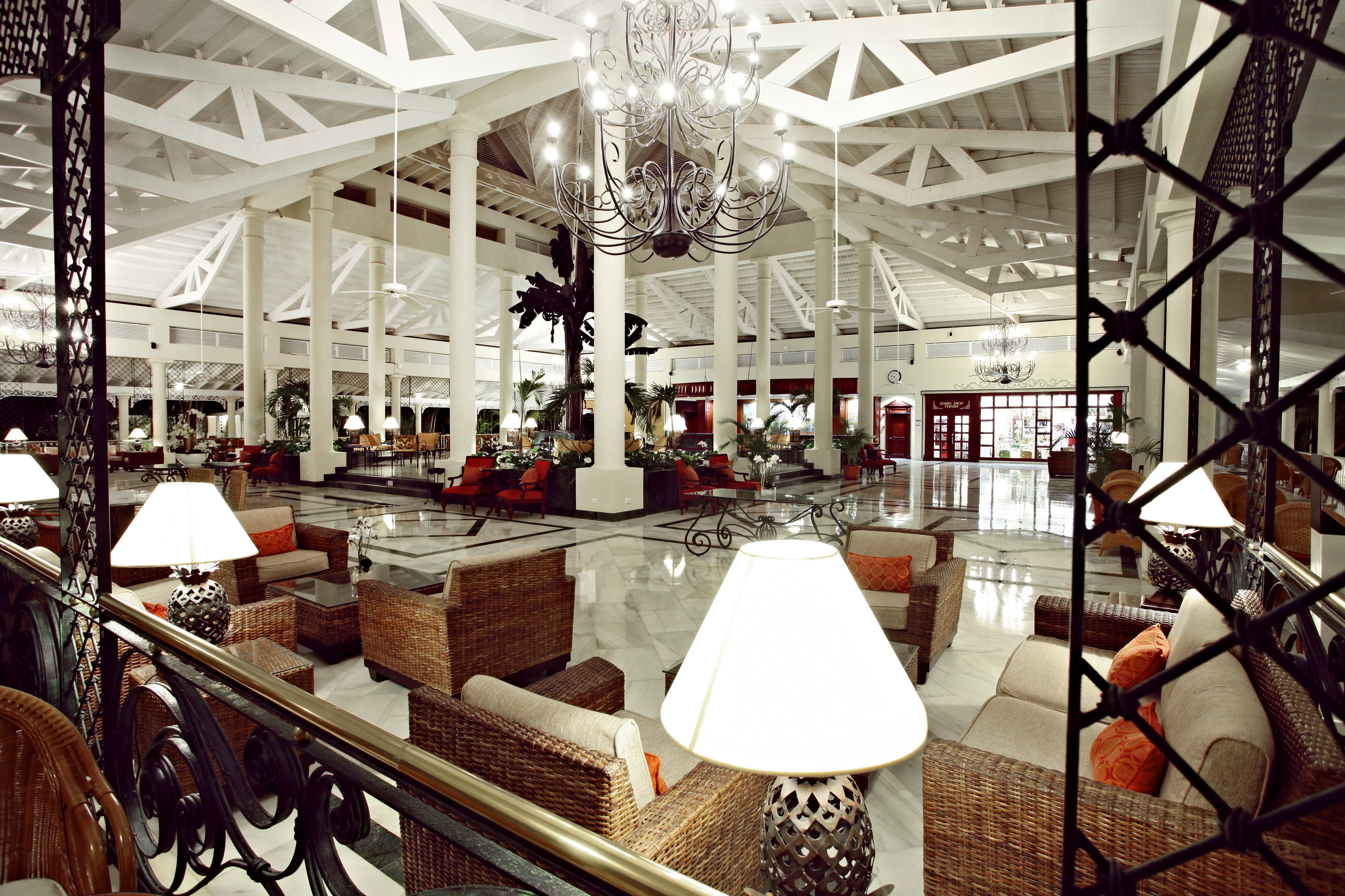 บาเอีย ปรินซิเป ลักชัวรี เอล ปอร์ติโย - ออล อินคลูซีฟ  Hotel ลาสแตร์เรนาส ภายนอก รูปภาพ
