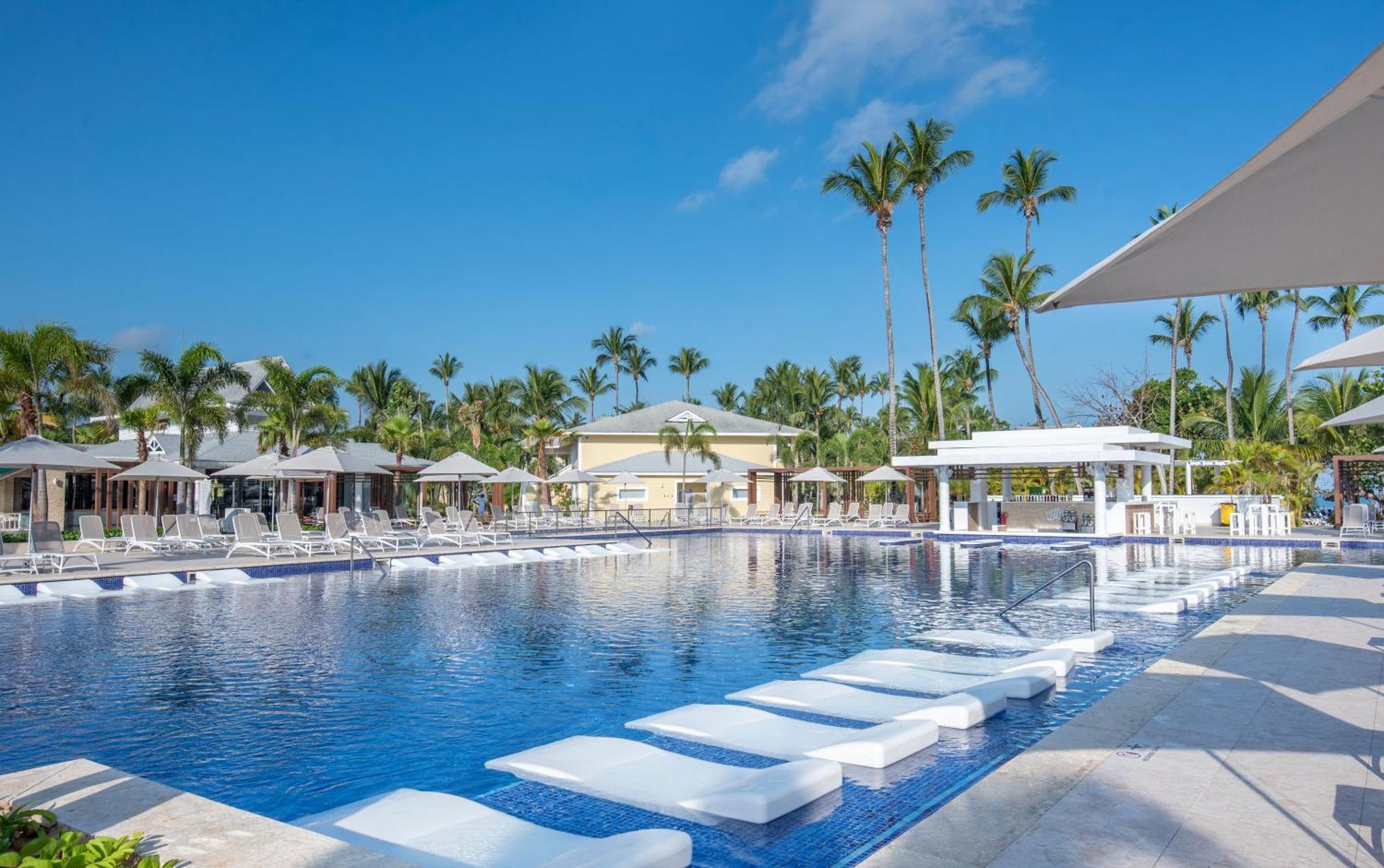 บาเอีย ปรินซิเป ลักชัวรี เอล ปอร์ติโย - ออล อินคลูซีฟ  Hotel ลาสแตร์เรนาส ภายนอก รูปภาพ