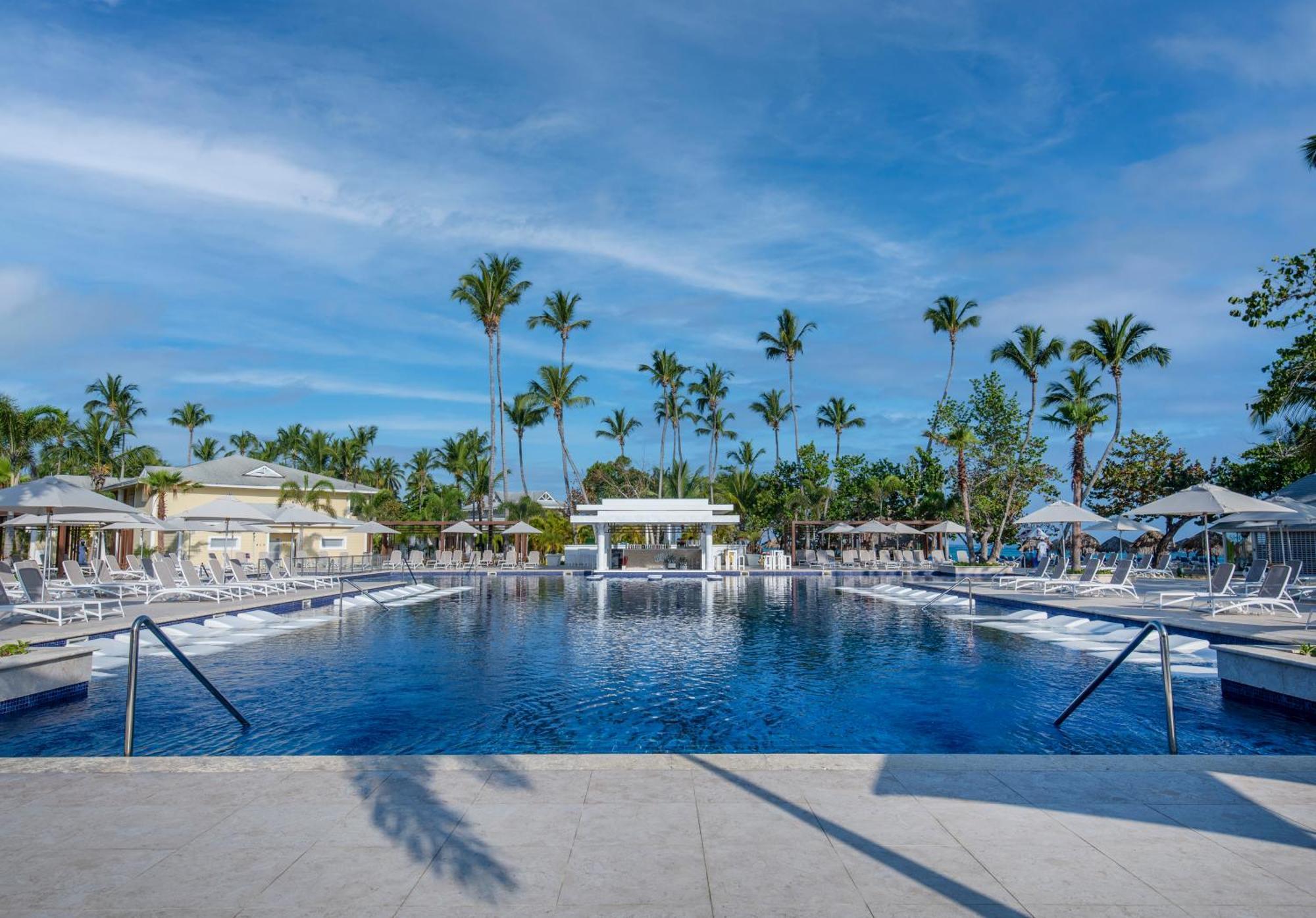 บาเอีย ปรินซิเป ลักชัวรี เอล ปอร์ติโย - ออล อินคลูซีฟ  Hotel ลาสแตร์เรนาส ภายนอก รูปภาพ