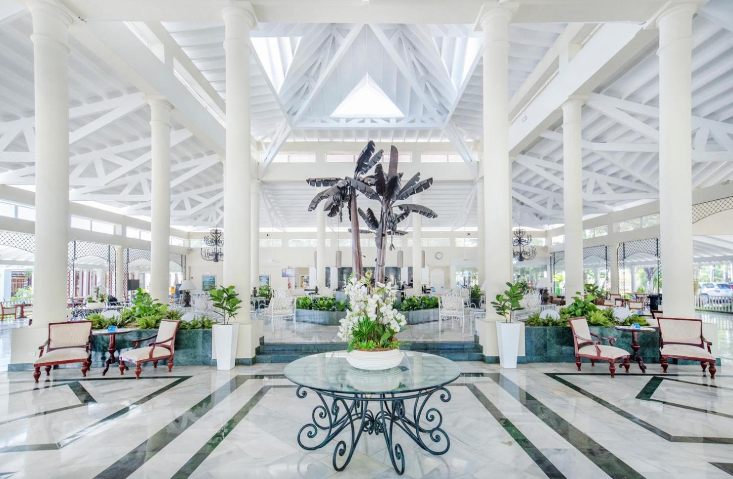 บาเอีย ปรินซิเป ลักชัวรี เอล ปอร์ติโย - ออล อินคลูซีฟ  Hotel ลาสแตร์เรนาส ภายนอก รูปภาพ
